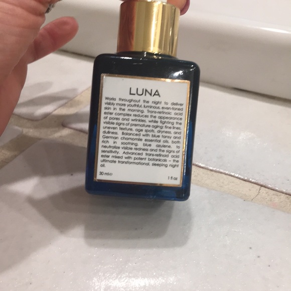 Sunday Riley Luna - Picture 3 of 3